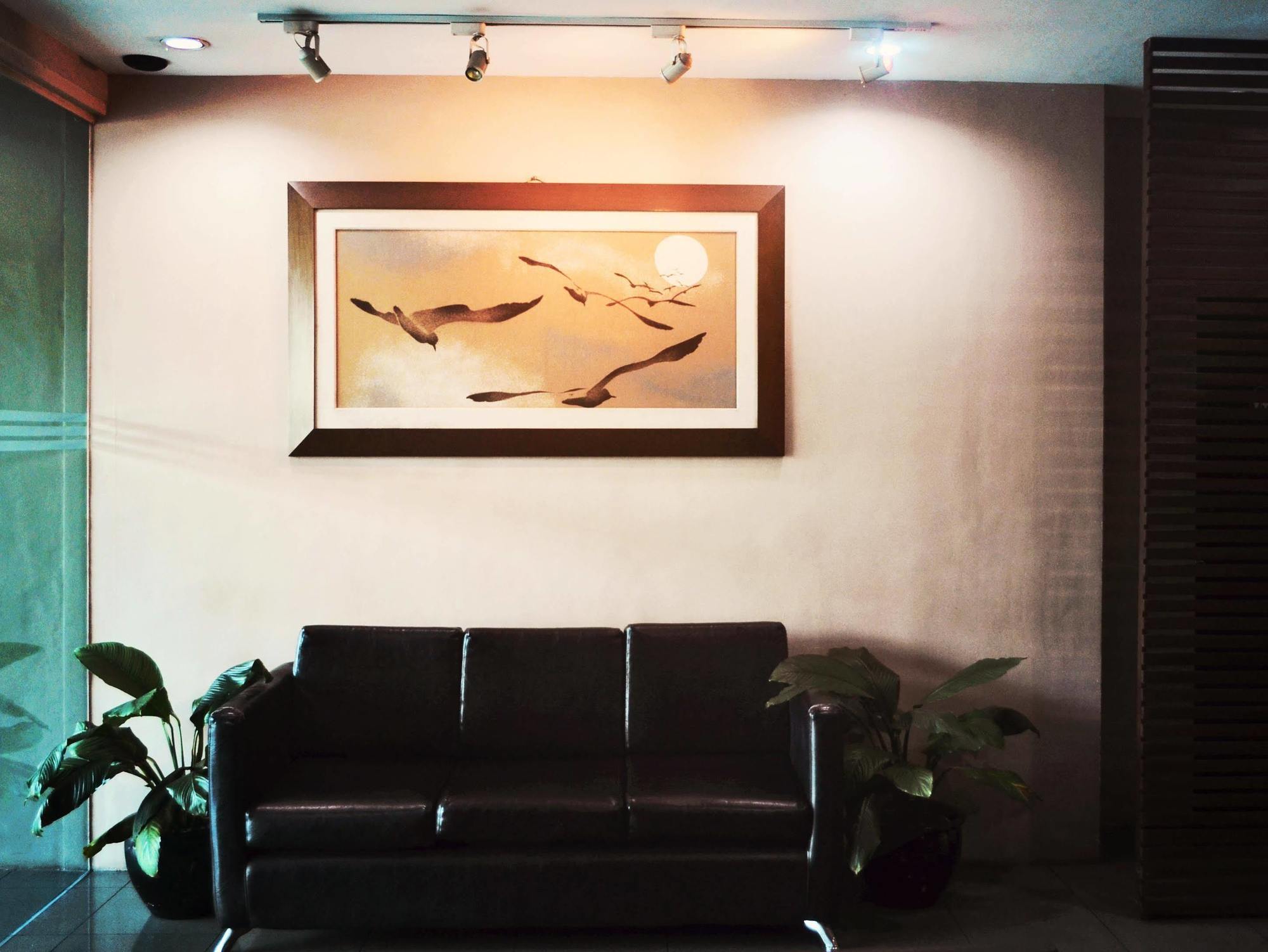 Vive Hotel Makati City Exteriér fotografie