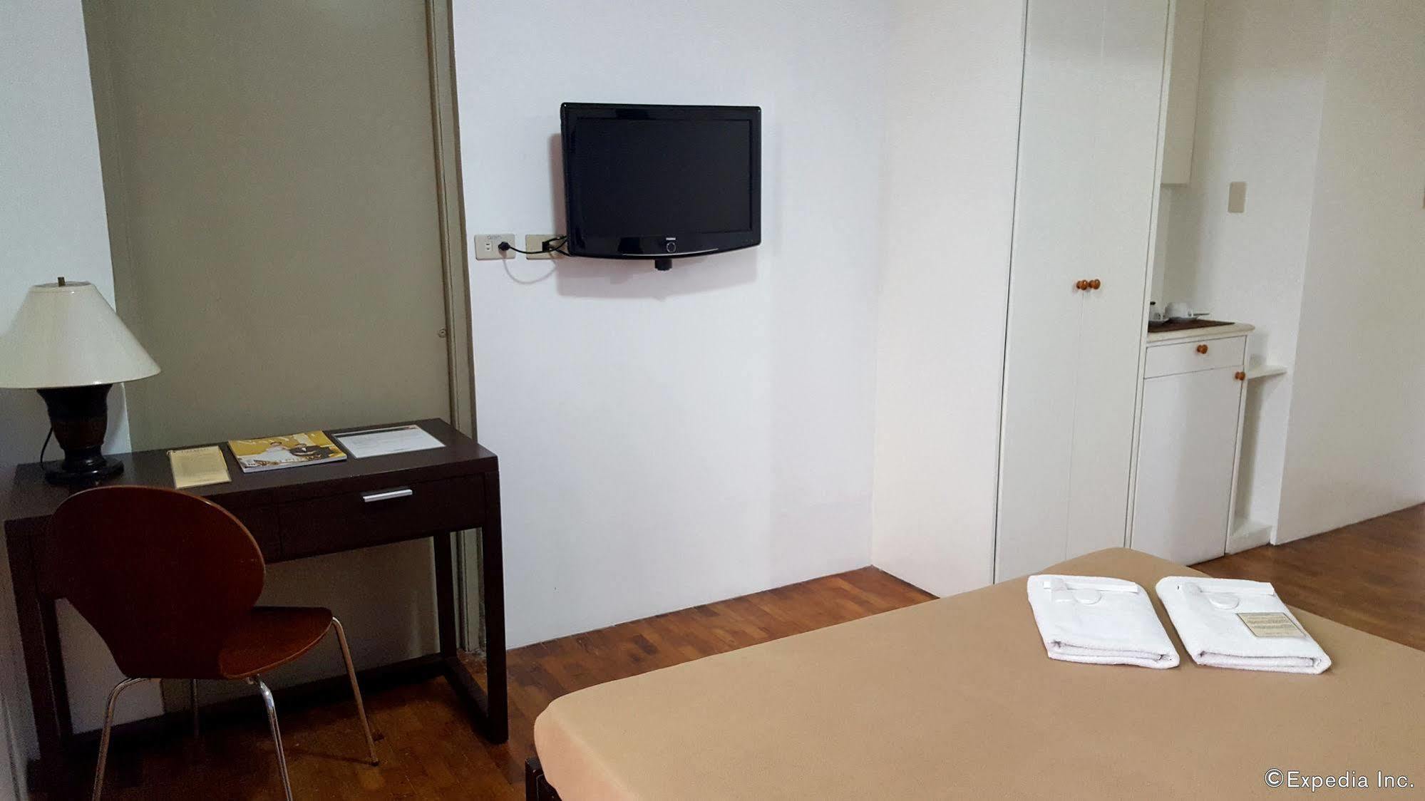 Vive Hotel Makati City Exteriér fotografie