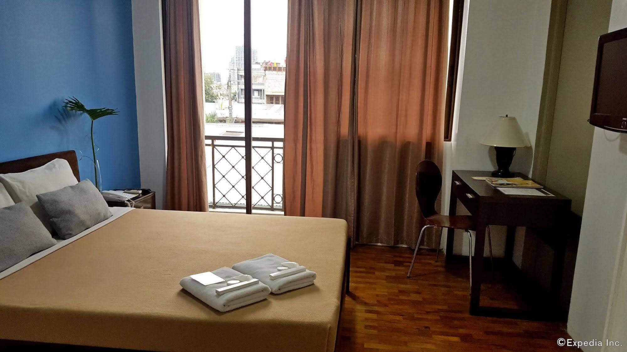 Vive Hotel Makati City Exteriér fotografie