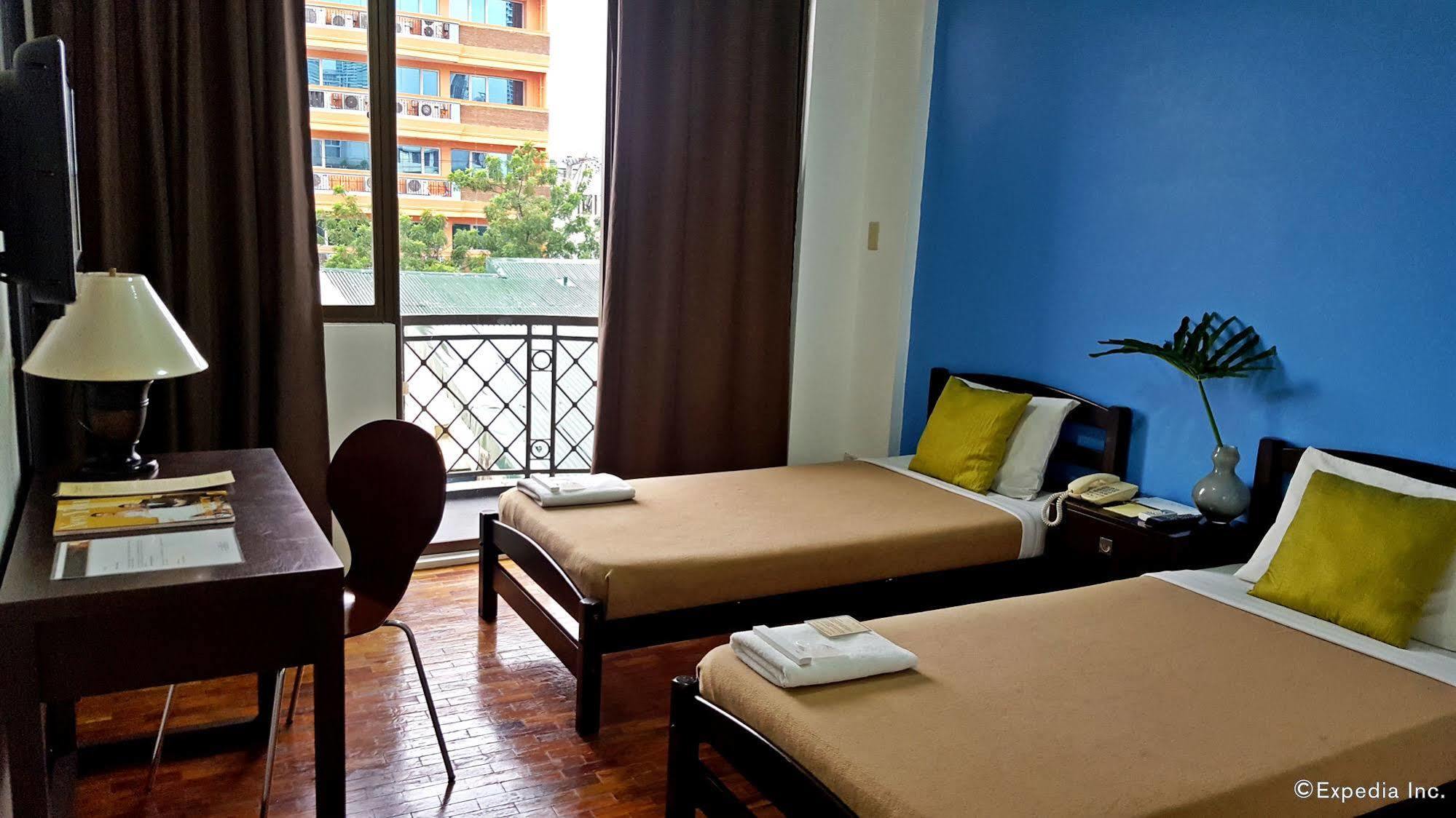 Vive Hotel Makati City Exteriér fotografie