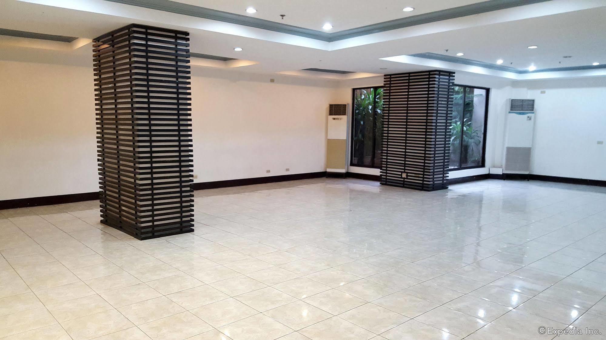 Vive Hotel Makati City Exteriér fotografie